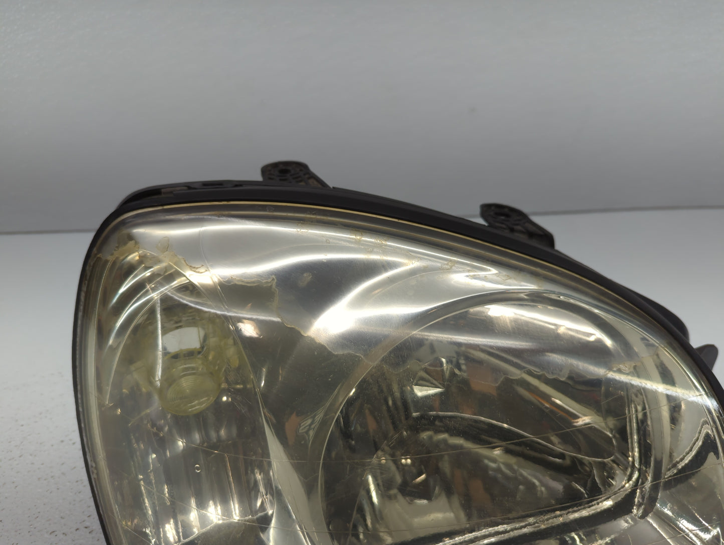 2001-2004 Hyundai Santa Fe Passenger Right Oem Head Light Headlight Lamp - Oemusedautoparts1.com