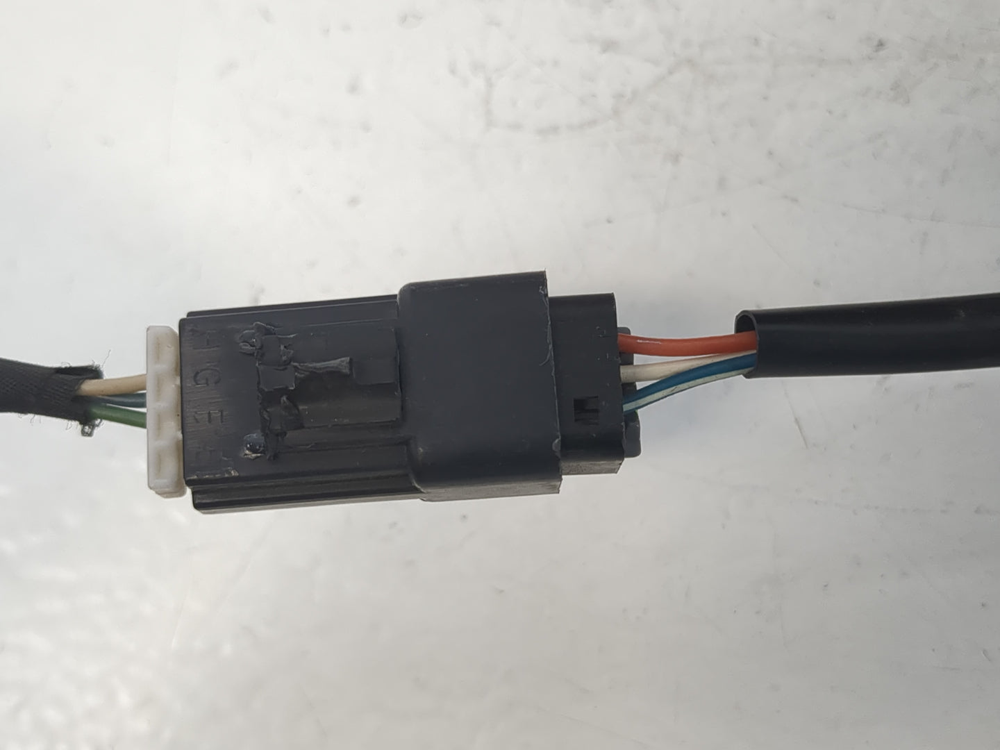 1999-2005 Hyundai Sonata Side Mirror Replacement Driver Left View Door Mirror P/N:20893743 Fits OEM Used Auto Parts - Oemuse