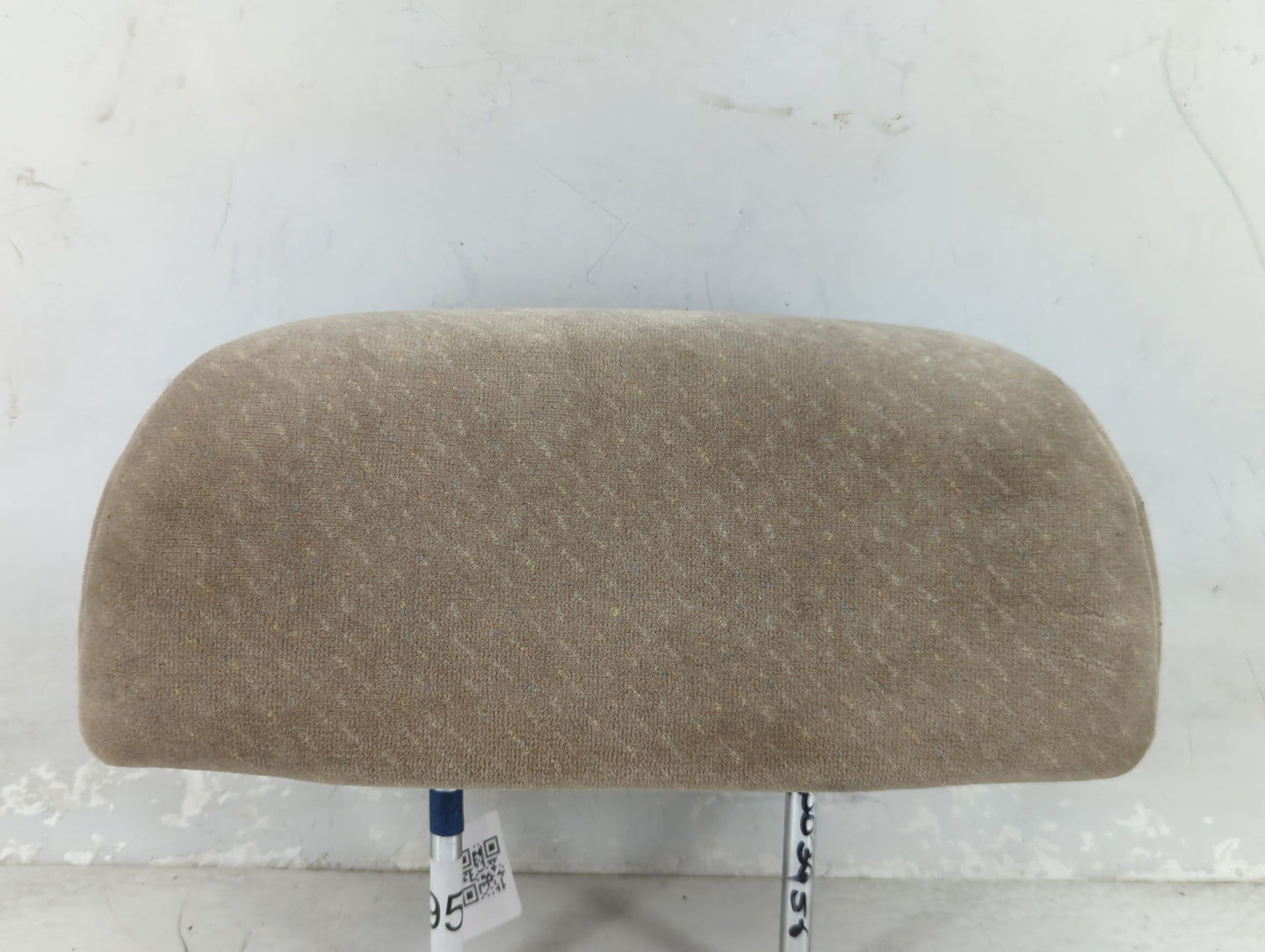 2002-2005 Hyundai Sonata Headrest Head Rest Rear Seat Fits Fits 2002 2003 2004 2005 OEM Used Auto Parts - Oemusedautoparts1.