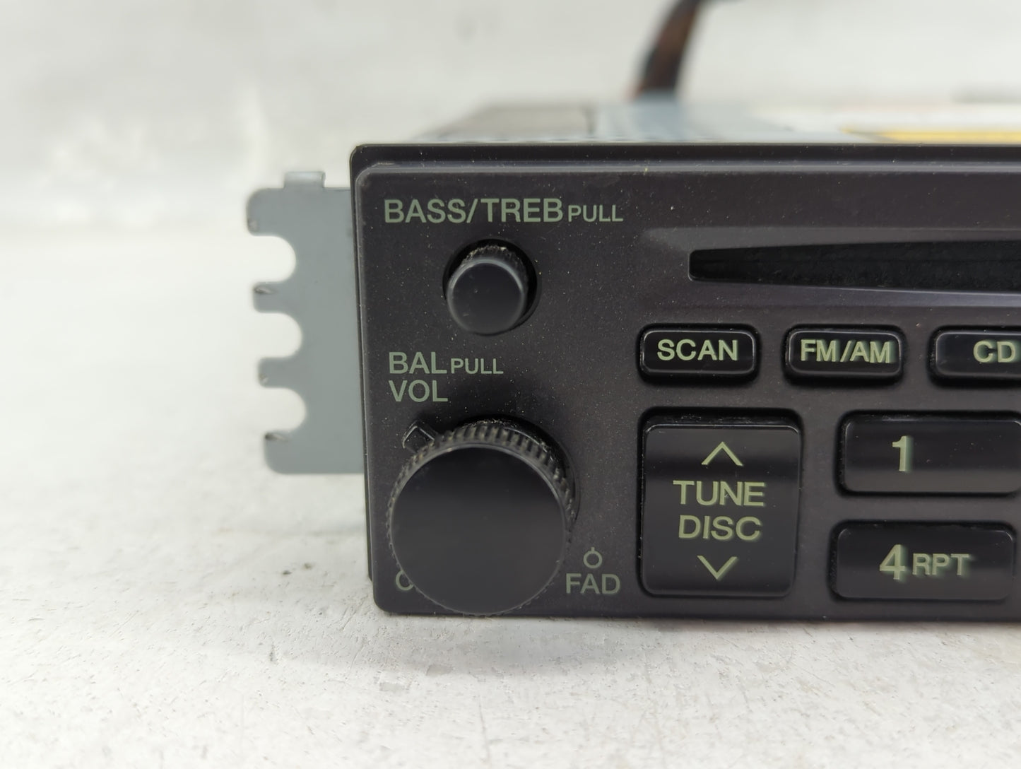2002-2005 Hyundai Sonata Radio AM FM Cd Player Receiver Replacement P/N:96160-3D102 Fits Fits 2002 2003 2004 2005 OEM Used A
