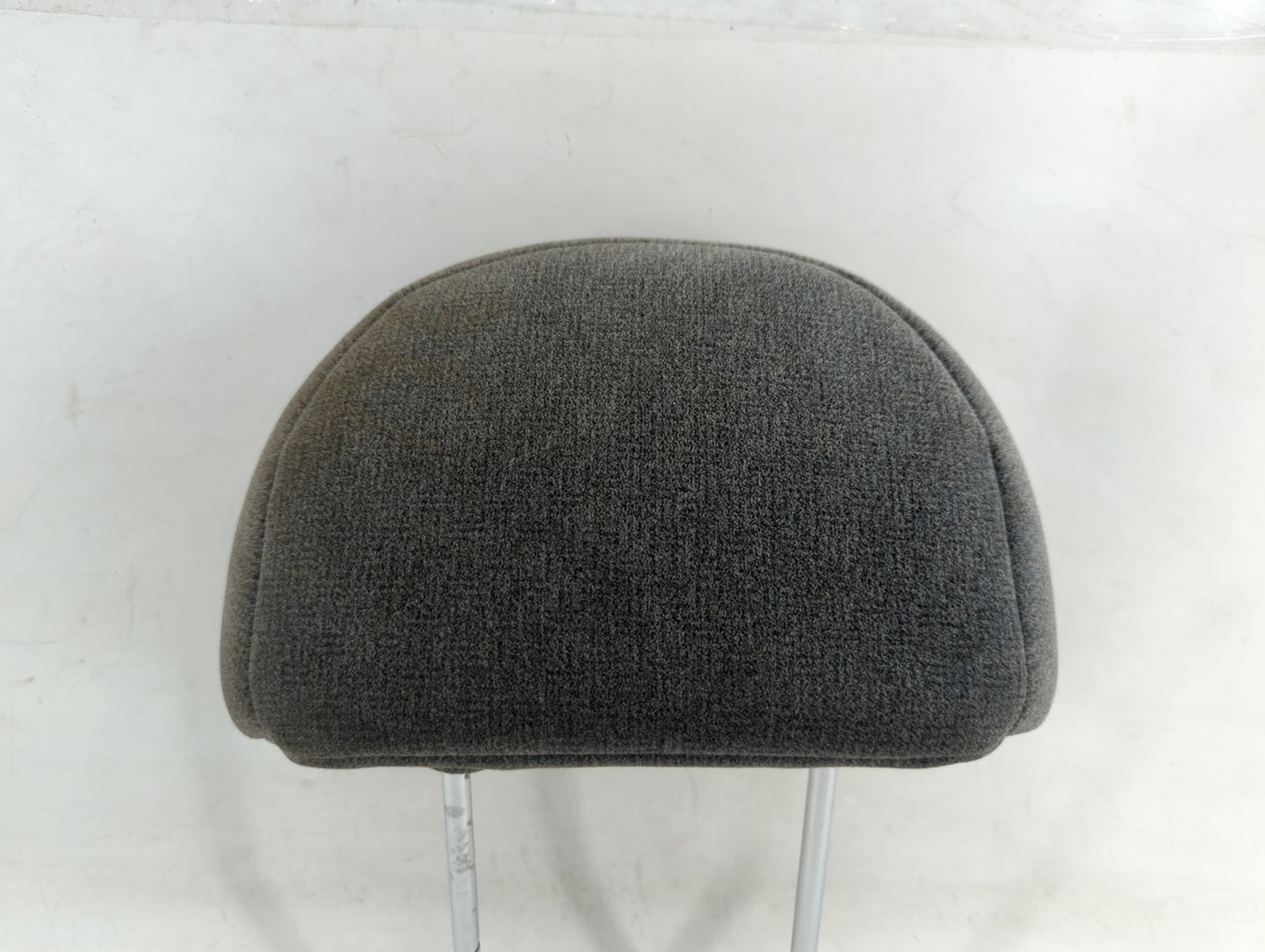 2002-2005 Hyundai Sonata Headrest Head Rest Rear Seat Fits Fits 2002 2003 2004 2005 OEM Used Auto Parts - Oemusedautoparts1.