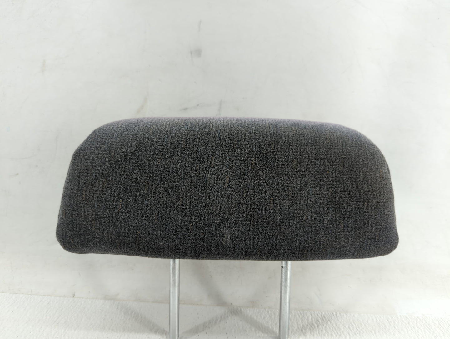 2002-2005 Hyundai Sonata Headrest Head Rest Front Driver Passenger Seat Fits Fits 2002 2003 2004 2005 OEM Used Auto Parts - 