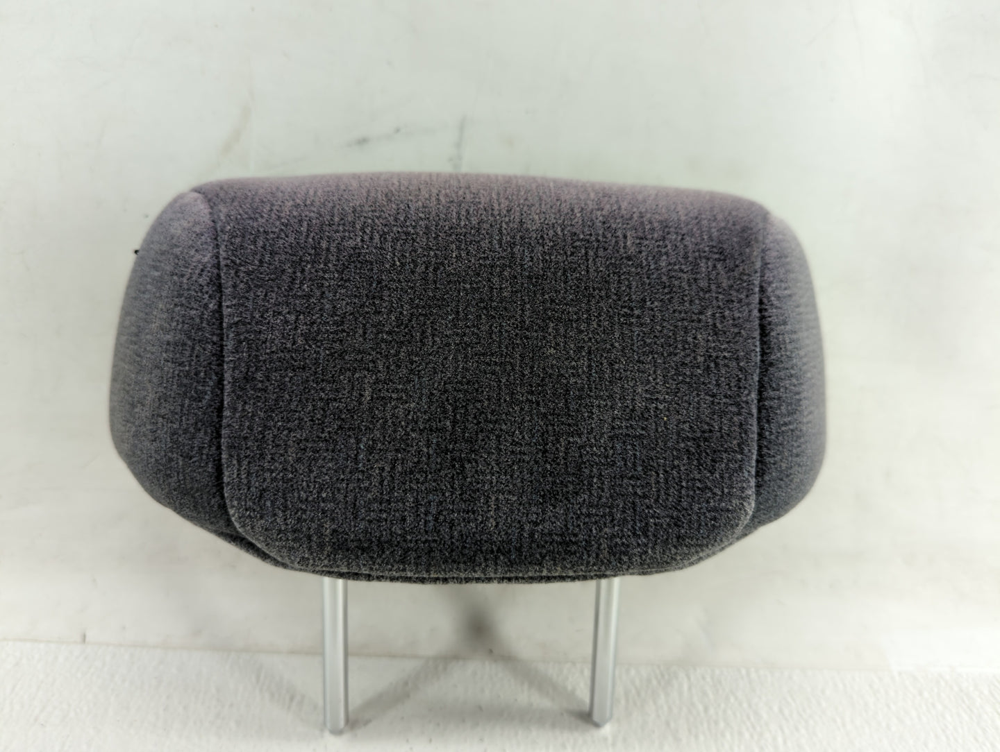 2002-2005 Hyundai Sonata Headrest Head Rest Front Driver Passenger Seat Fits Fits 2002 2003 2004 2005 OEM Used Auto Parts - 