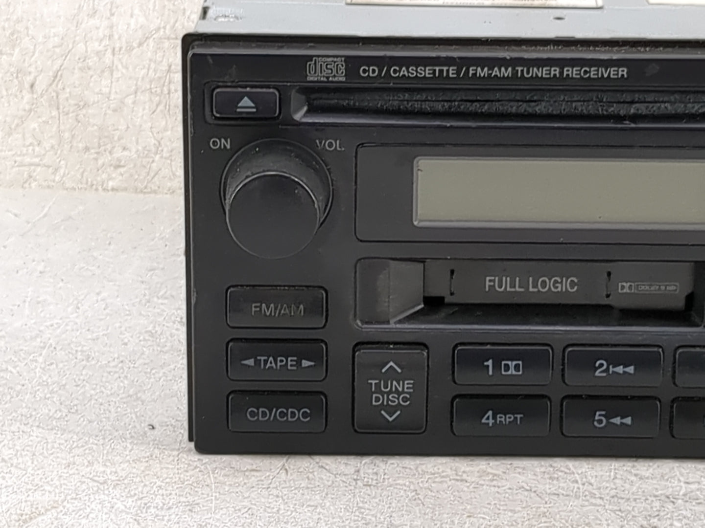 2003-2004 Hyundai Tiburon Radio AM FM Cd Player Receiver Replacement P/N:96185-2C105 H285JCBL Fits Fits 2003 2004 OEM Used A