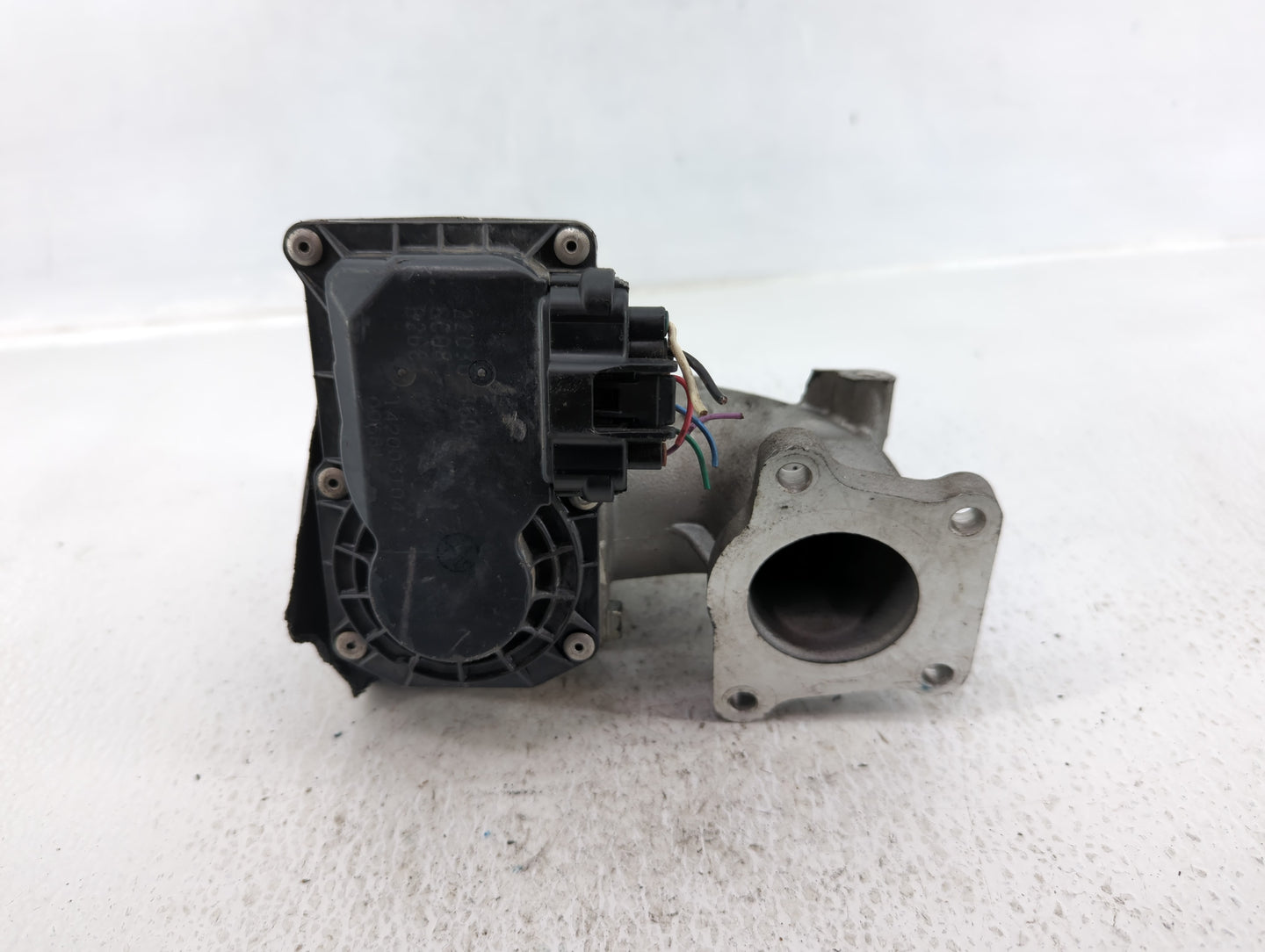 2003-2008 Hyundai Tiburon Throttle Body P/N:3510037320 Fits Fits 2001 2002 2003 2004 2005 2006 2007 2008 OEM Used Auto Parts