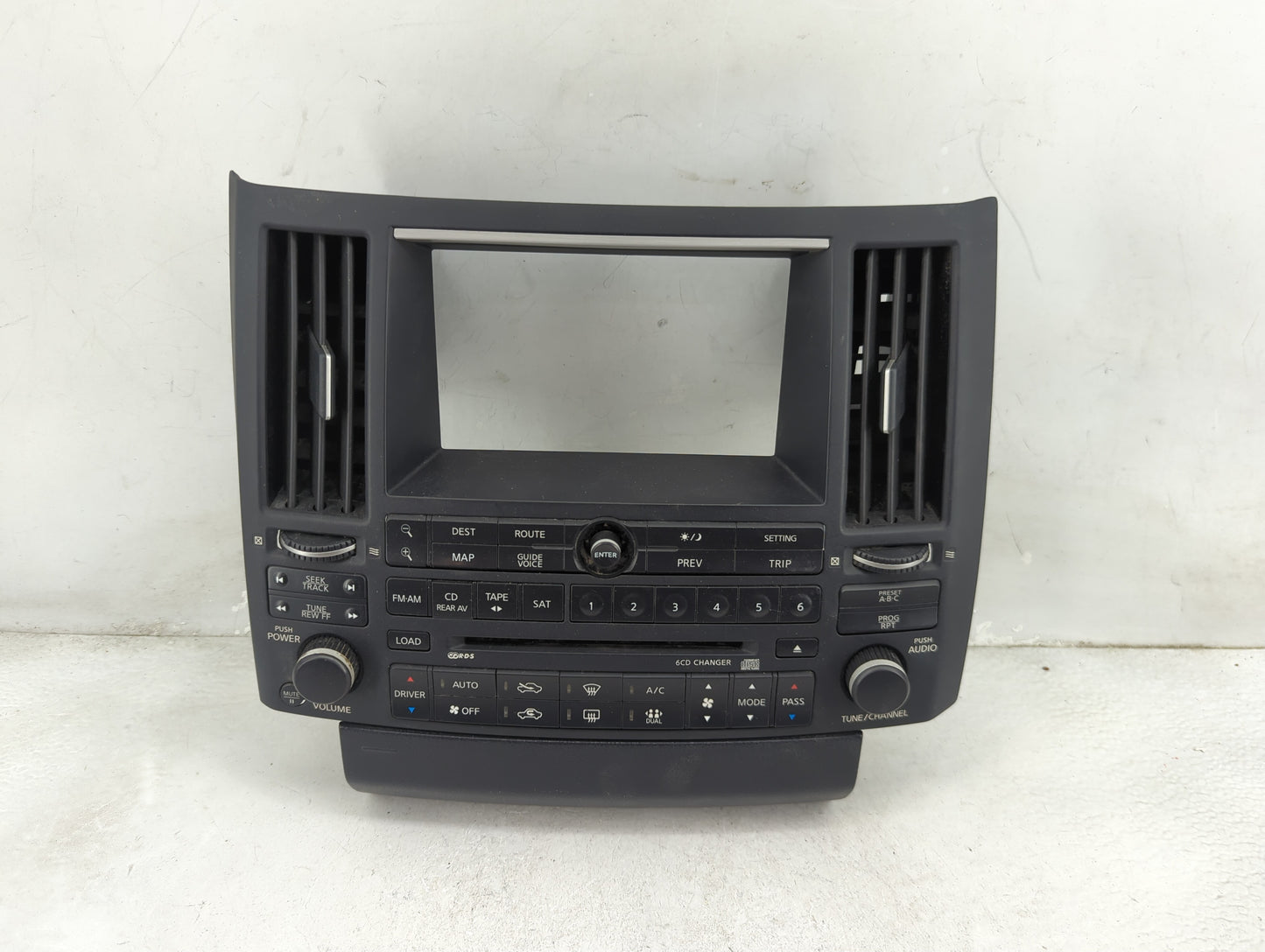 2003 Infiniti Fx35 Climate Control Module Temperature AC/Heater Replacement P/N:28395 CG010 Fits OEM Used Auto Parts - Oemus