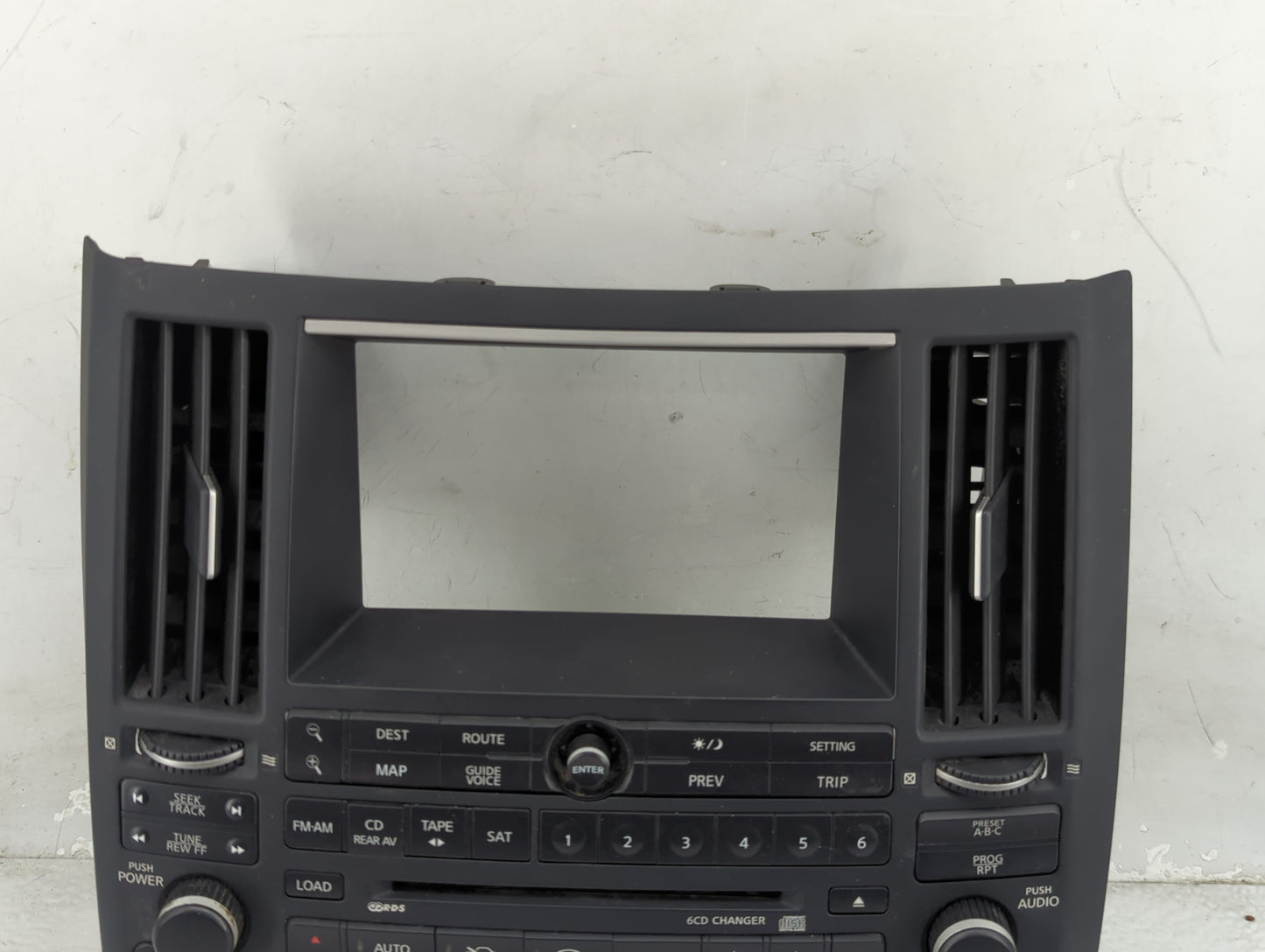 2003 Infiniti Fx35 Climate Control Module Temperature AC/Heater Replacement P/N:28395 CG010 Fits OEM Used Auto Parts - Oemus