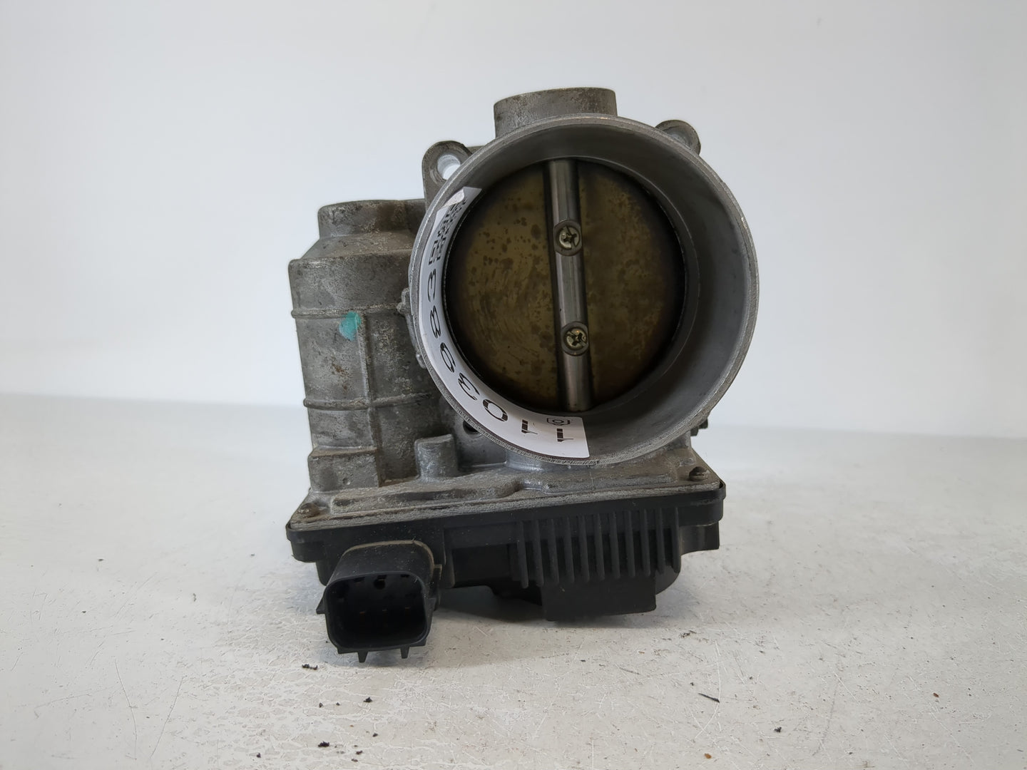 2003-2006 Infiniti G35 Throttle Body P/N:RME70-04 Fits Fits 2002 2003 2004 2005 2006 OEM Used Auto Parts - Oemusedautoparts1