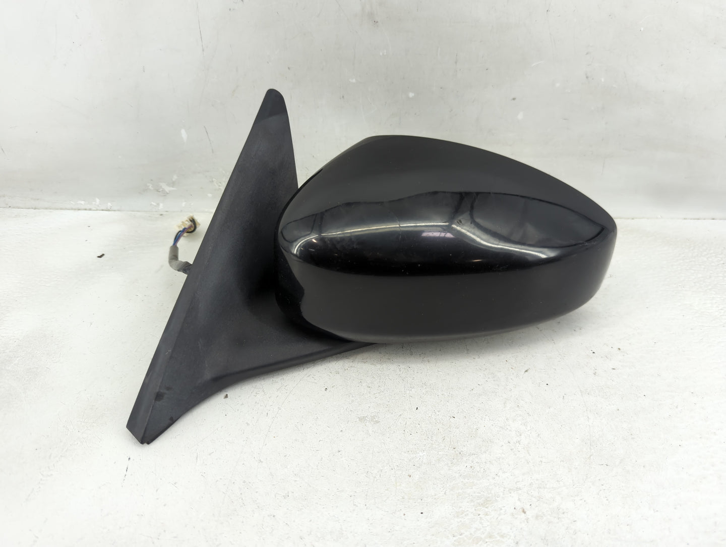 2003-2007 Infiniti G35 Driver Side View Mirror - Left Door Mirror OEM Used - Oemusedautoparts1.com