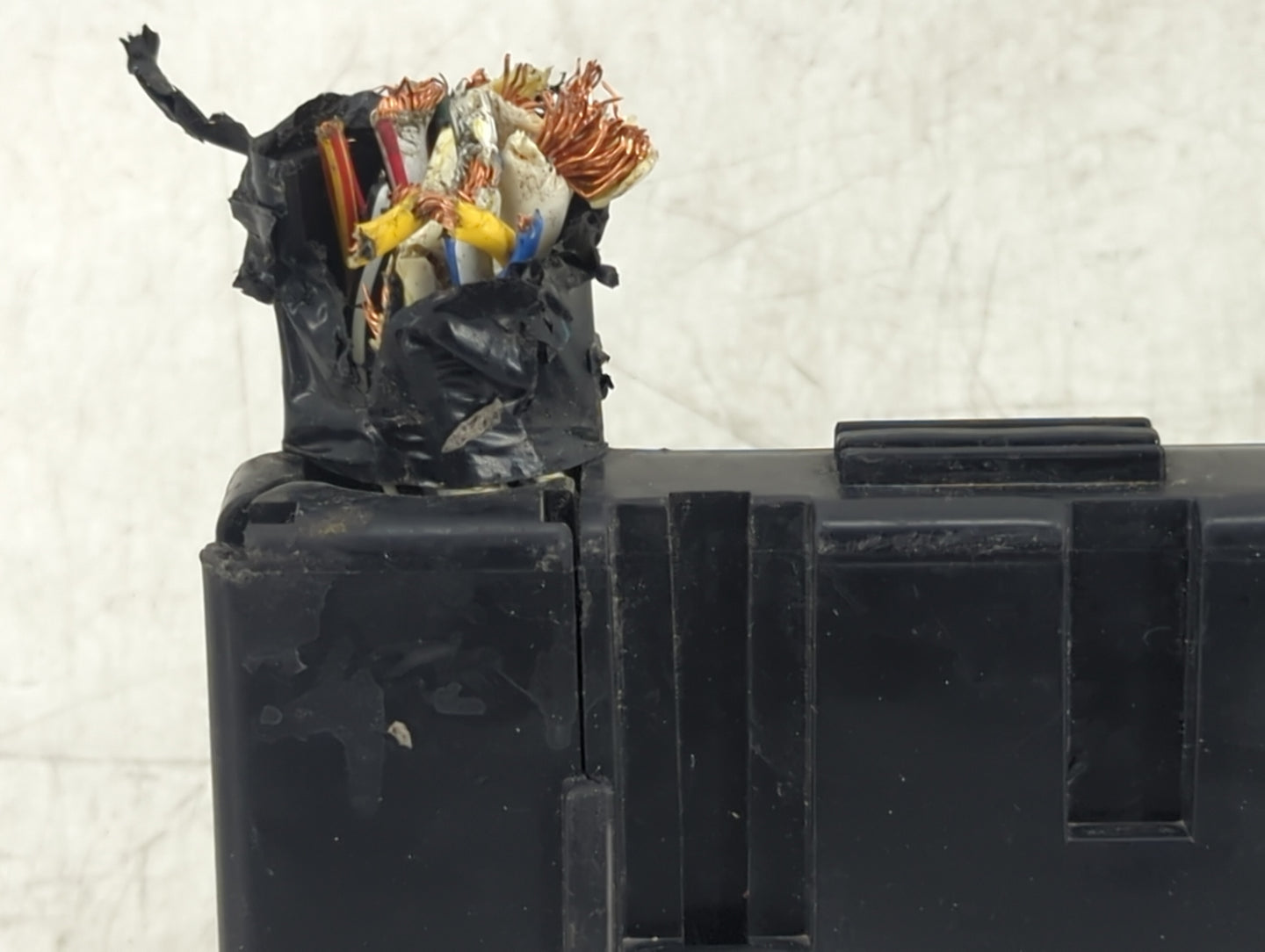 2003 Infiniti G35 Fusebox Fuse Box Panel Relay Module P/N:PP--T25=P5 Fits OEM Used Auto Parts - Oemusedautoparts1.com