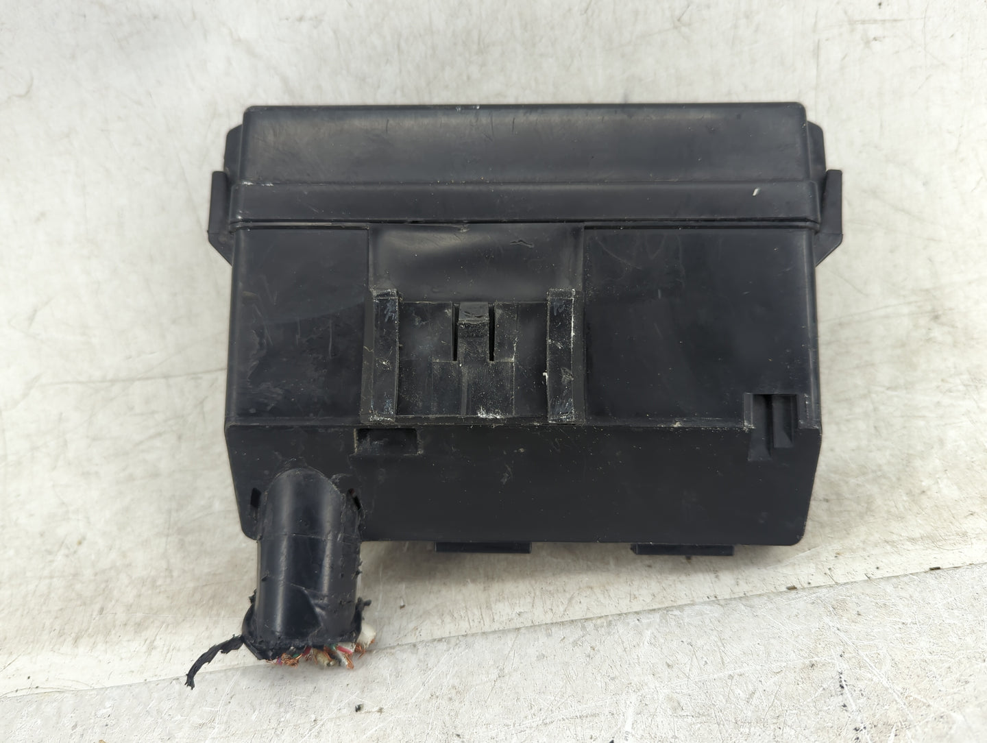 2003 Infiniti G35 Fusebox Fuse Box Panel Relay Module P/N:PP--T25=P5 Fits OEM Used Auto Parts - Oemusedautoparts1.com