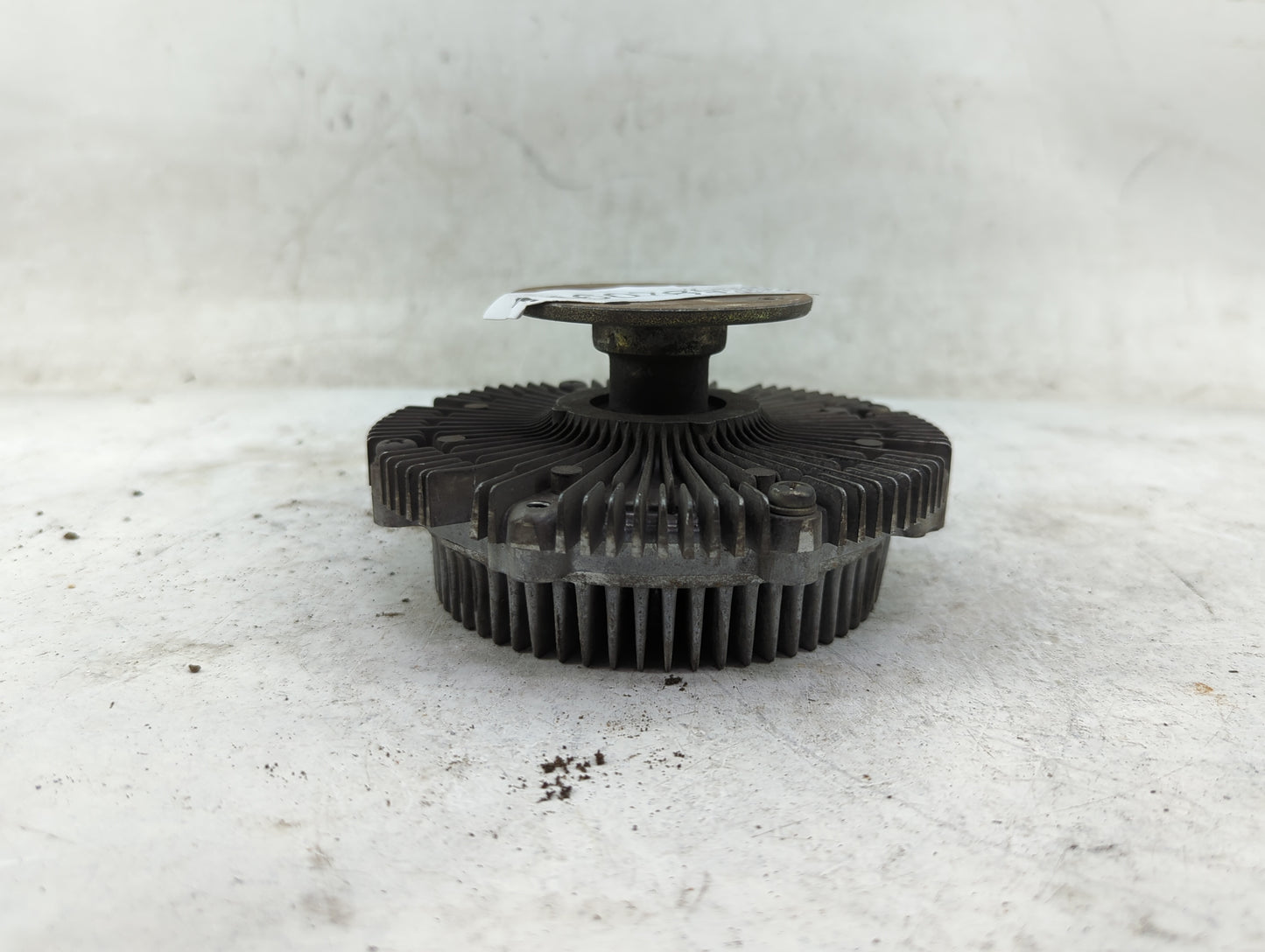 2003-2004 Infiniti G35 Radiator Cooling Fan Clutch - Oemusedautoparts1.com