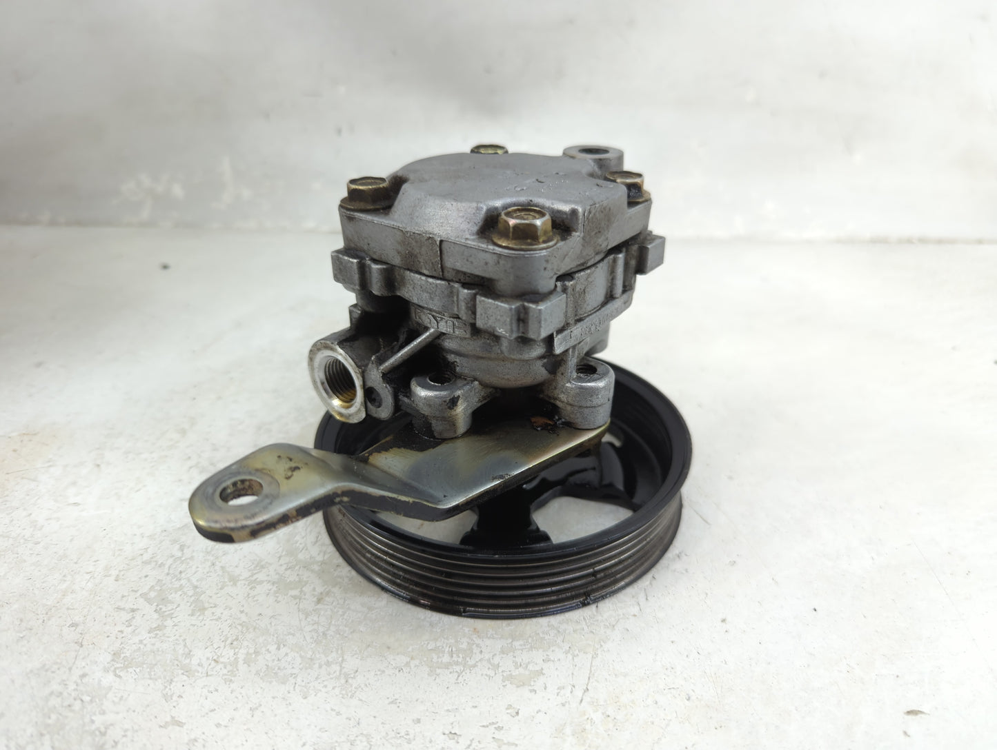 2003-2007 Infiniti G35 Power Steering Column Pump Oem 1467152 - Oemusedautoparts1.com
