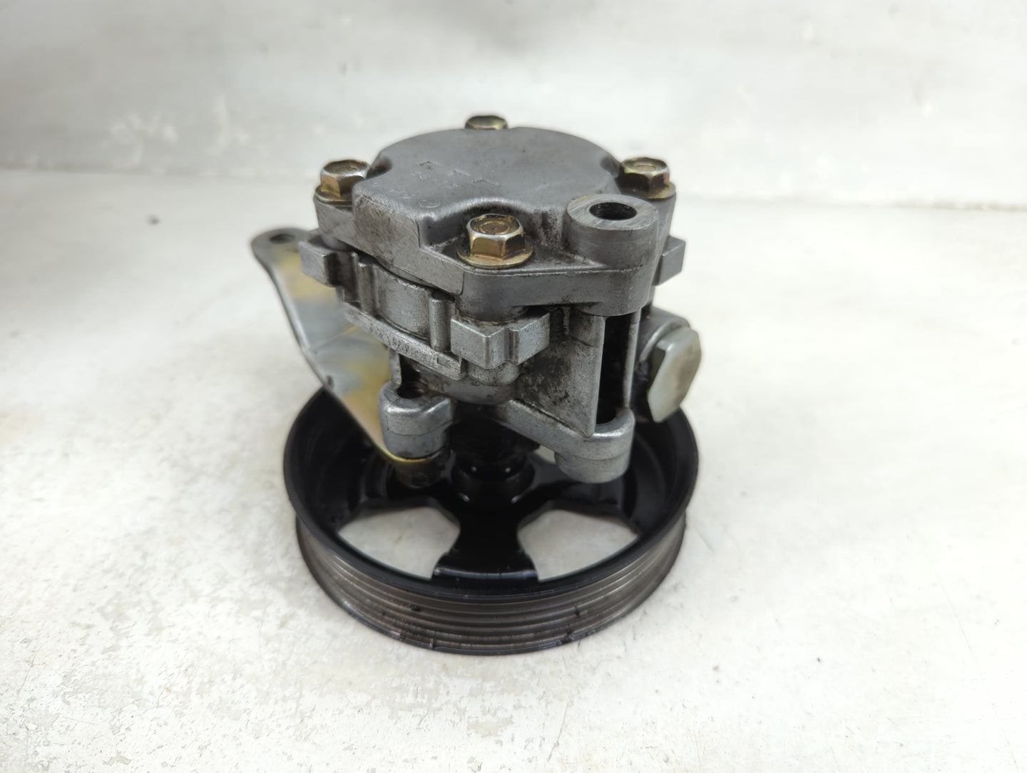 2003-2007 Infiniti G35 Power Steering Column Pump Oem 1467152 - Oemusedautoparts1.com
