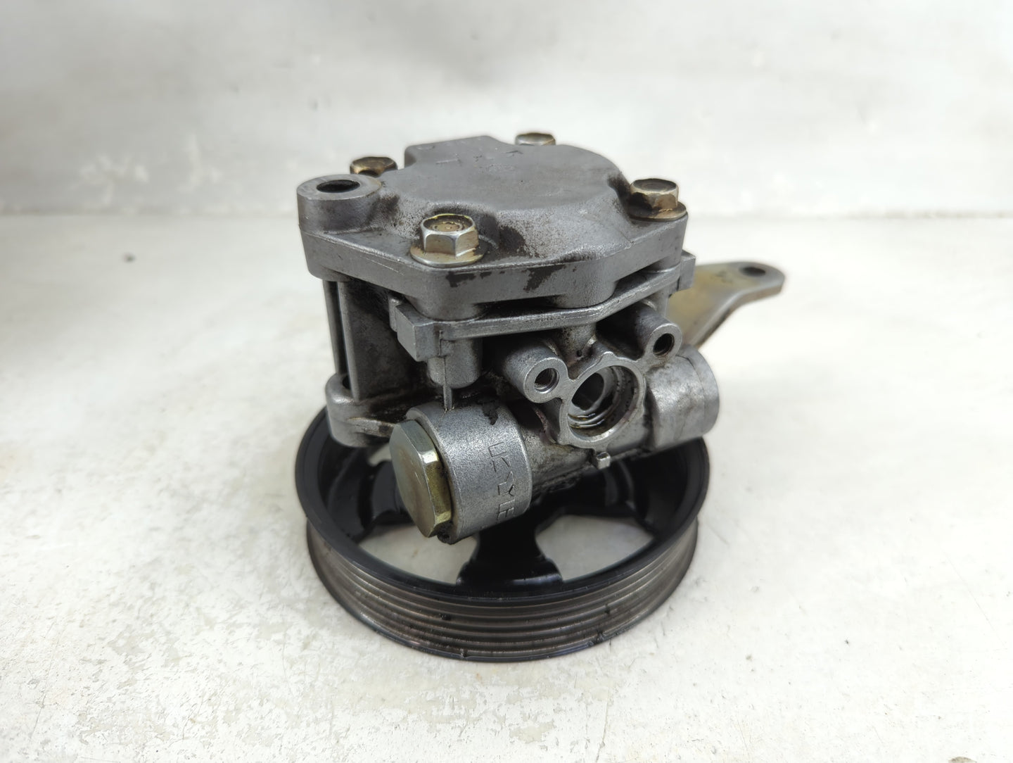 2003-2007 Infiniti G35 Power Steering Column Pump Oem 1467152 - Oemusedautoparts1.com