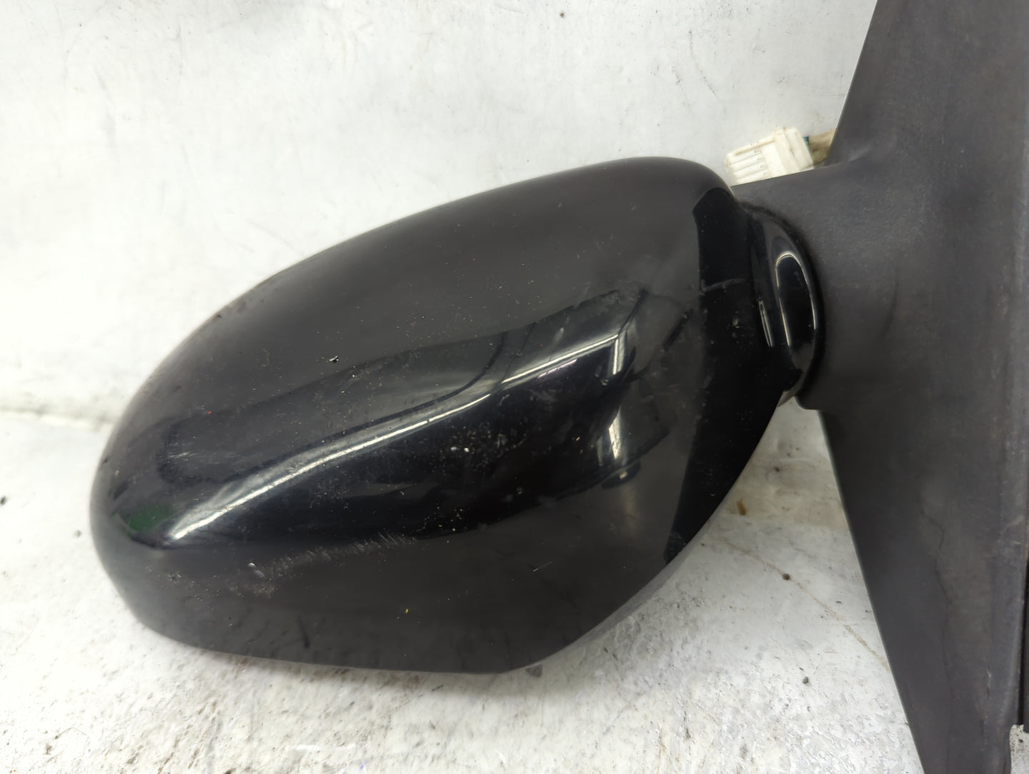 2003-2006 Infiniti G35 Driver Side View Mirror - Left Door Mirror OEM Used - Oemusedautoparts1.com