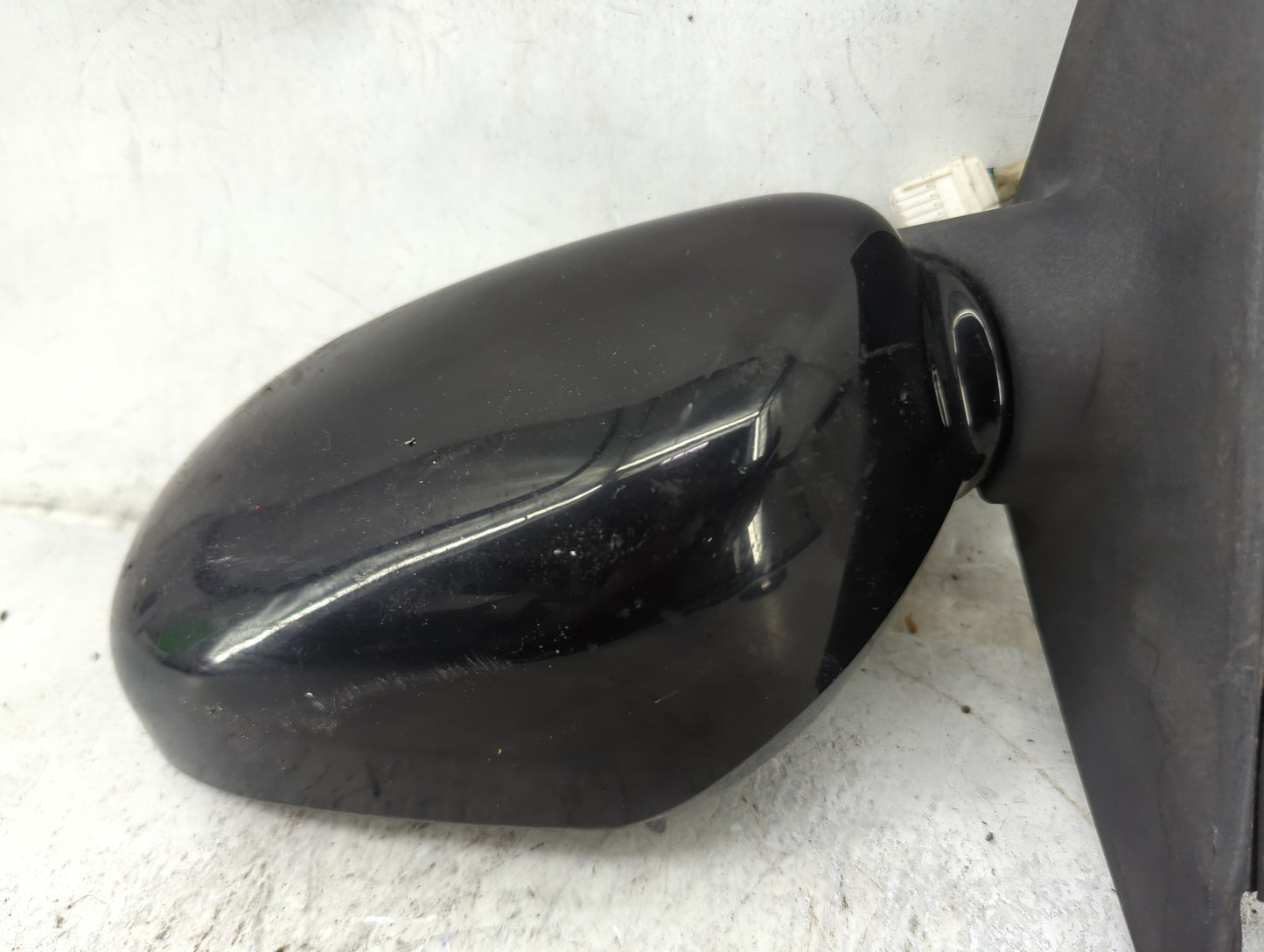2003-2006 Infiniti G35 Driver Side View Mirror - Left Door Mirror OEM Used - Oemusedautoparts1.com