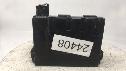 2003 Infiniti G35 Fusebox Fuse Box Panel Relay Module P/N:7154-5226 Fits OEM Used Auto Parts