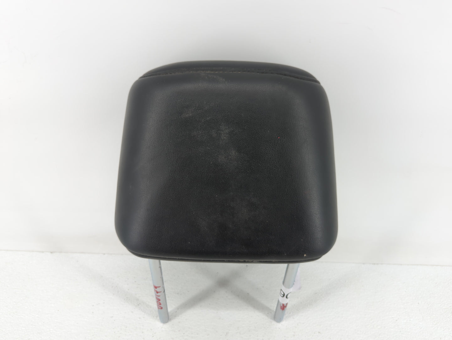 2003-2004 Infiniti G35 Headrest Head Rest Rear Seat Fits Fits 2003 2004 OEM Used Auto Parts - Oemusedautoparts1.com
