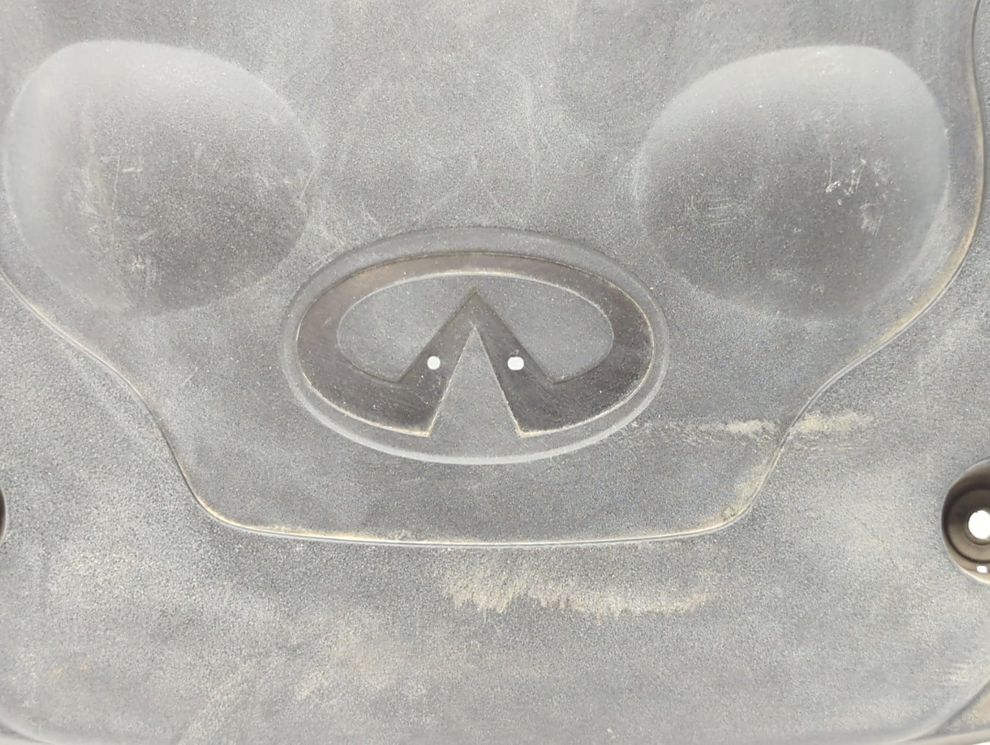 2003 Infiniti G35 Engine Cover - Oemusedautoparts1.com