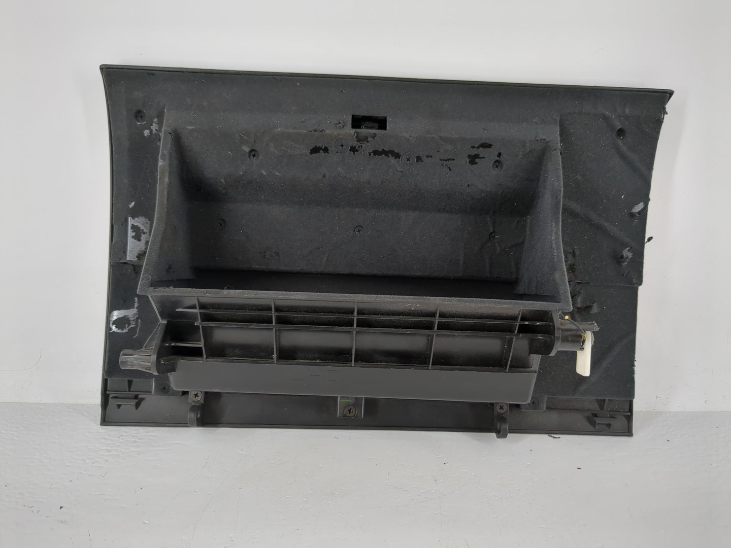 2003 Infiniti G35 Passenger Glove Box Door Storage Compartment - Oemusedautoparts1.com