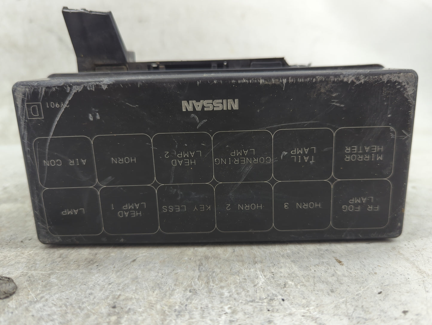 2002-2004 Infiniti I35 Fusebox Fuse Box Panel Relay Module P/N:7154-3178 24382 2Y110 Fits Fits 2000 2001 2002 2003 2004 OEM 