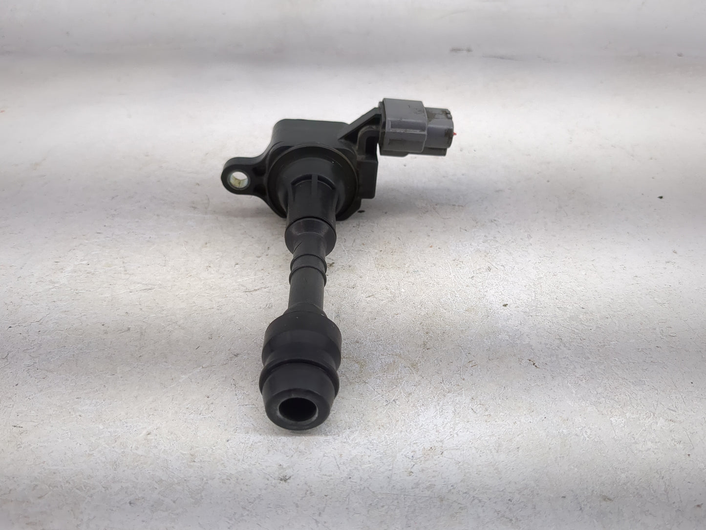 2003 Infiniti I35 Ignition Coil Igniter Pack - Oemusedautoparts1.com