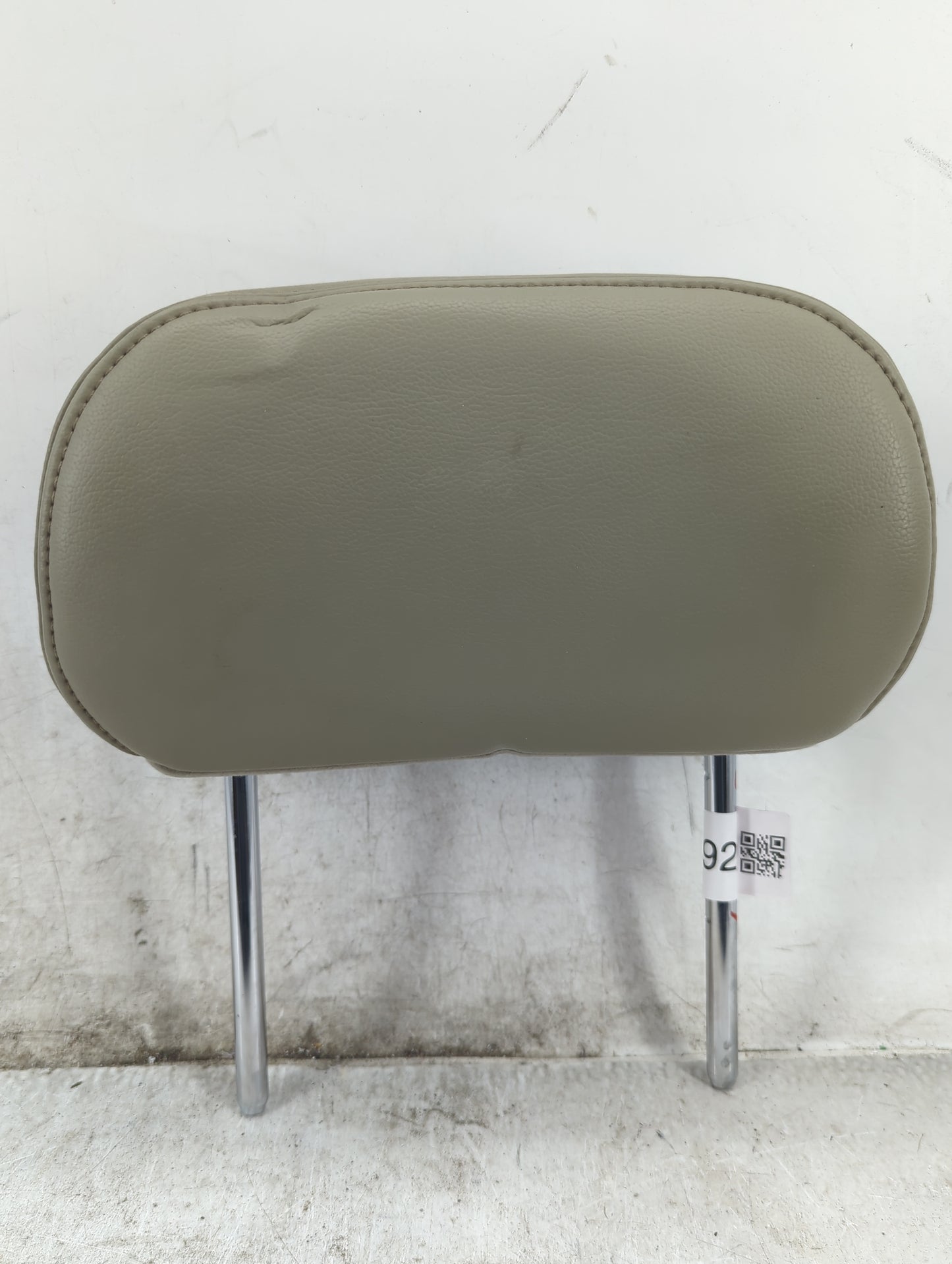2002-2003 Infiniti Qx4 Headrest Head Rest Front Driver Passenger Seat Fits Fits 2002 2003 OEM Used Auto Parts - Oemusedautop