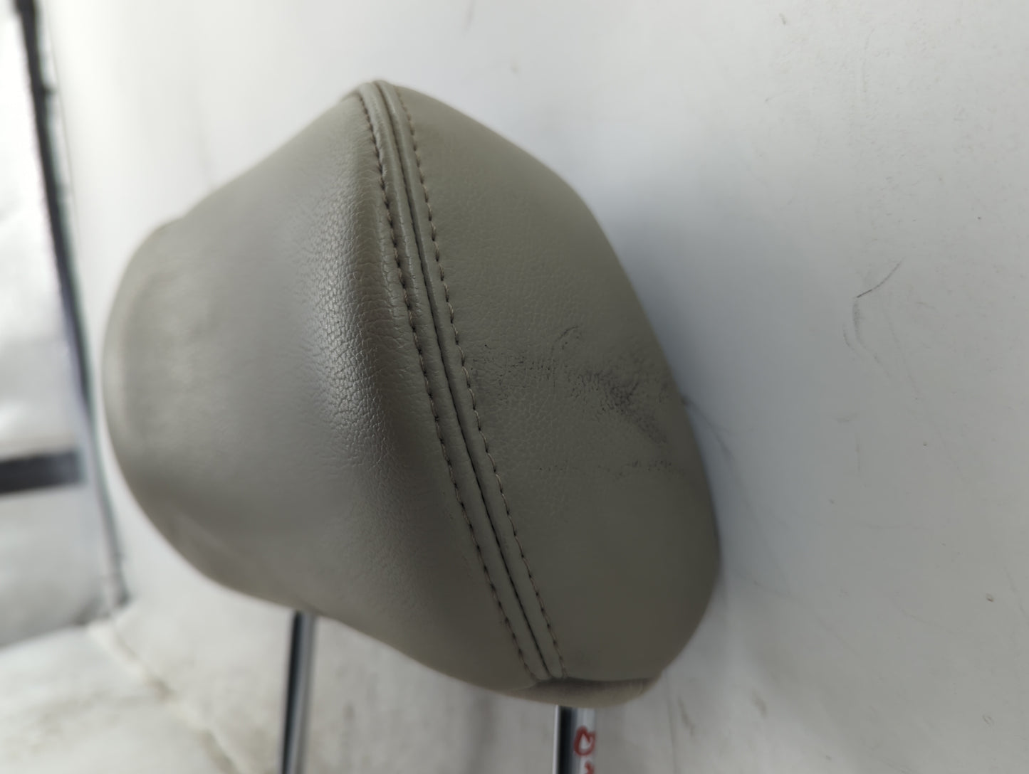 2002-2003 Infiniti Qx4 Headrest Head Rest Front Driver Passenger Seat Fits Fits 2002 2003 OEM Used Auto Parts - Oemusedautop