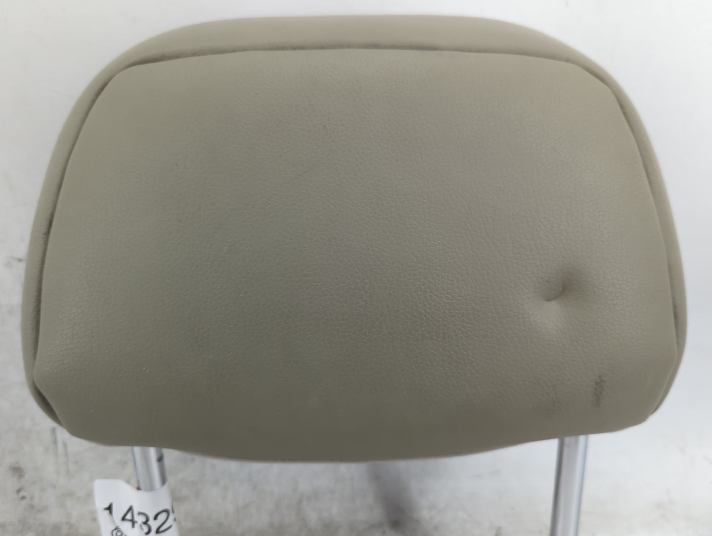 2002-2003 Infiniti Qx4 Headrest Head Rest Front Driver Passenger Seat Fits Fits 2002 2003 OEM Used Auto Parts - Oemusedautop