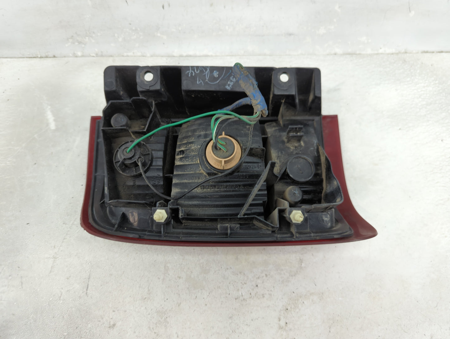 2001-2003 Infiniti Qx4 Tail Light Assembly Passenger Right OEM Fits Fits 2001 2002 2003 OEM Used Auto Parts - Oemusedautopar