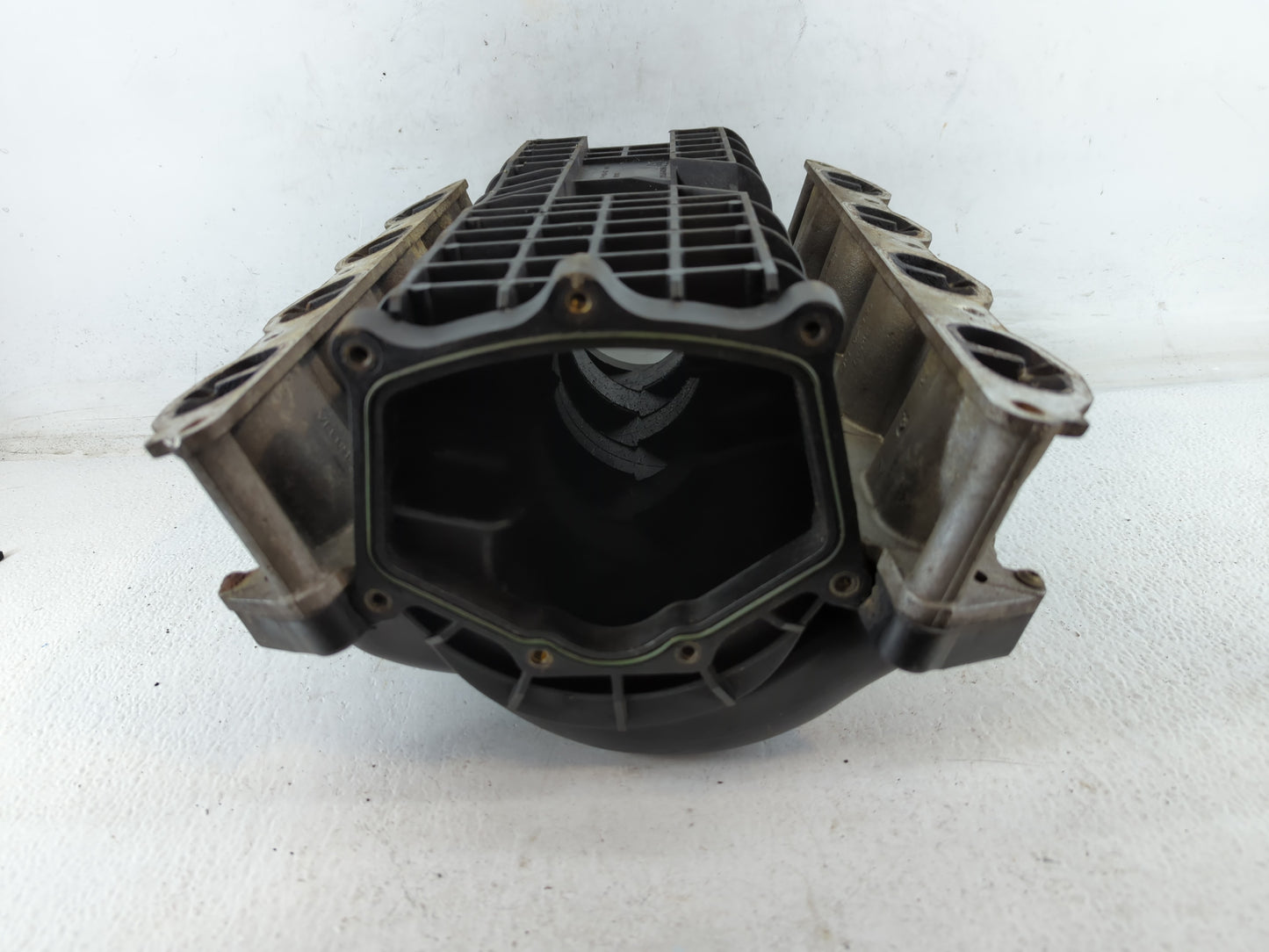 2003 Jaguar S-Type Air Intake Manifold P/N:9424-00 Fits OEM Used Auto Parts - Oemusedautoparts1.com