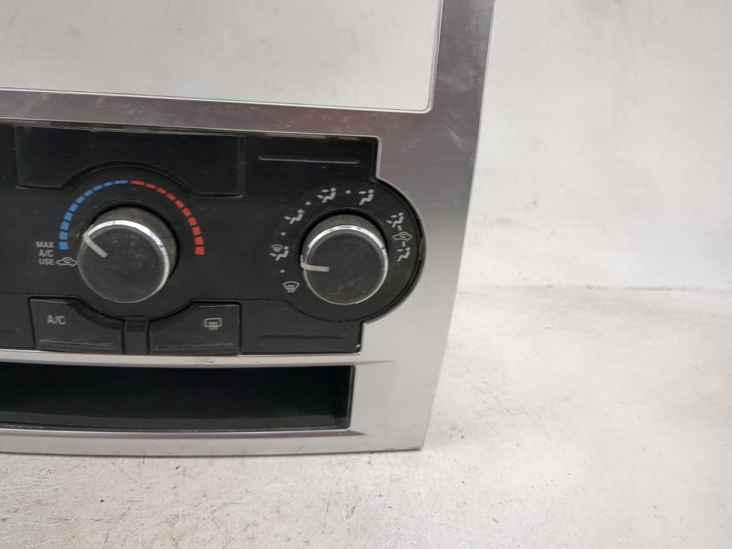 1999-2004 Jeep Grand Cherokee Climate Control Module Temperature AC/Heater Replacement P/N:12222820 P55115904AC Fits OEM Use