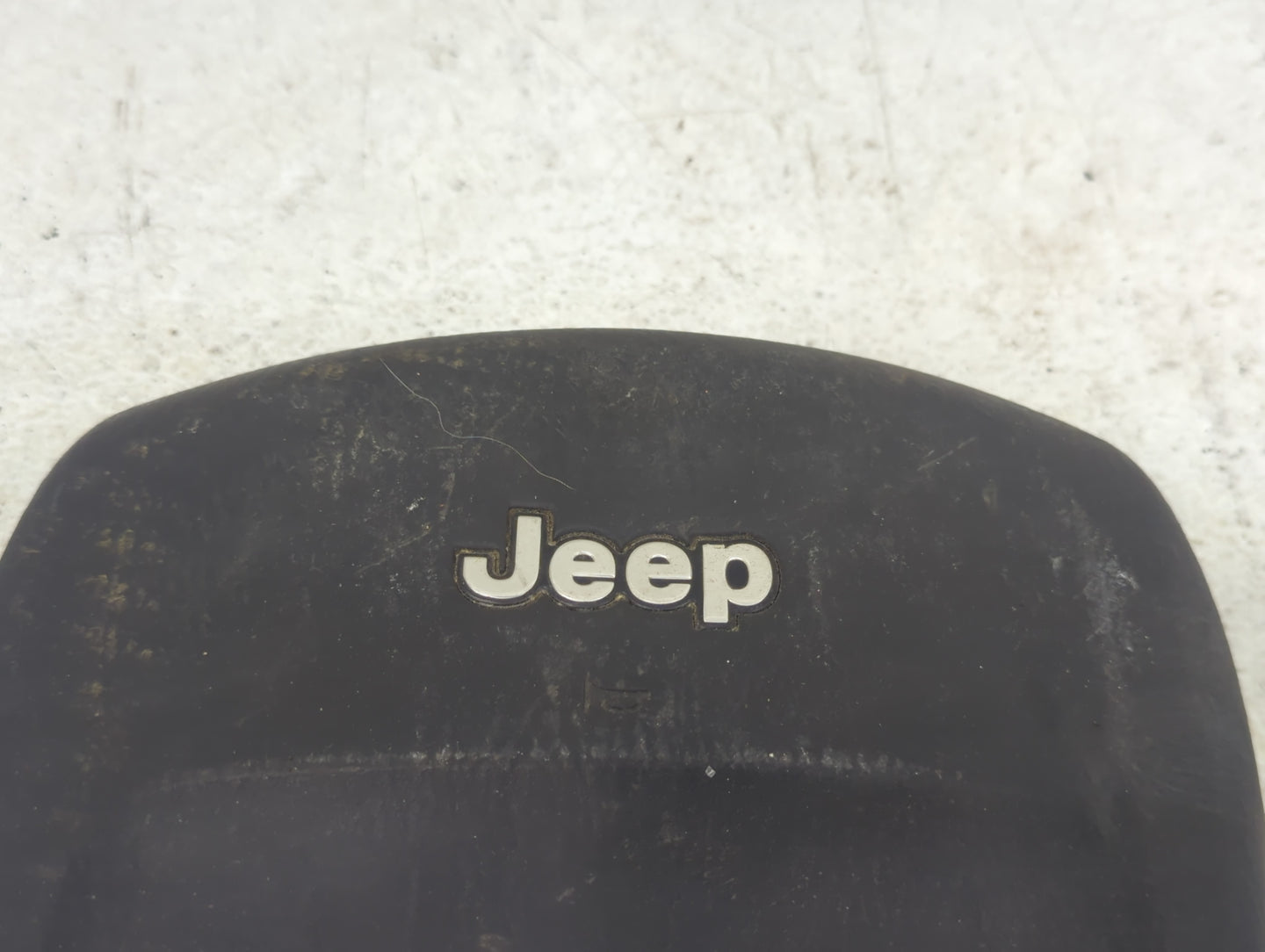 2003-2004 Jeep Grand Cherokee Air Bag Driver Left Steering Wheel Mounted - Oemusedautoparts1.com