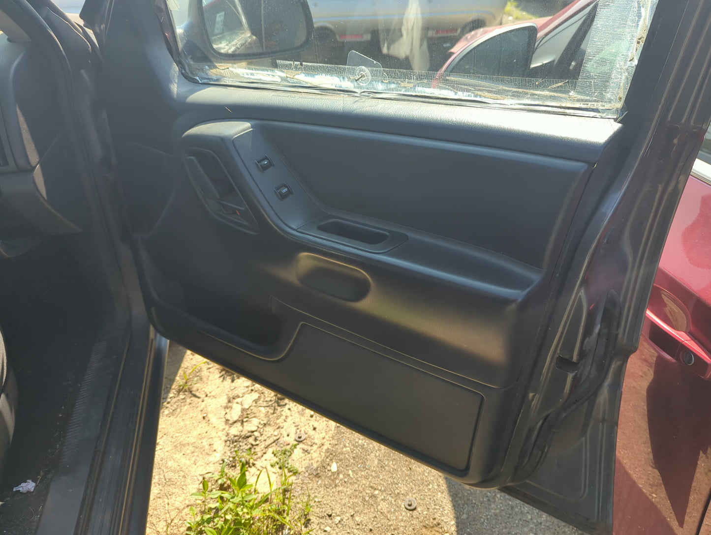 2003 Jeep Grand Cherokee Front Right Passenger Interior Door Panel Trim - Oemusedautoparts1.com