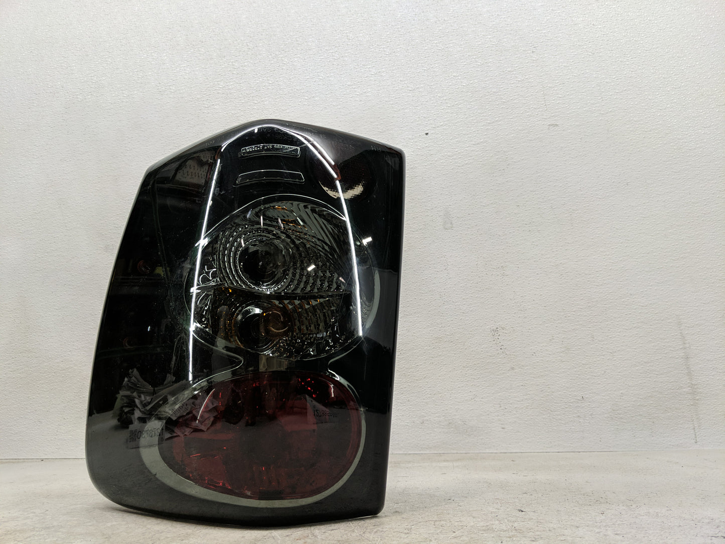 2003 Jeep Grand Cherokee Tail Light Assembly Passenger Right OEM Fits OEM Used Auto Parts - Oemusedautoparts1.com