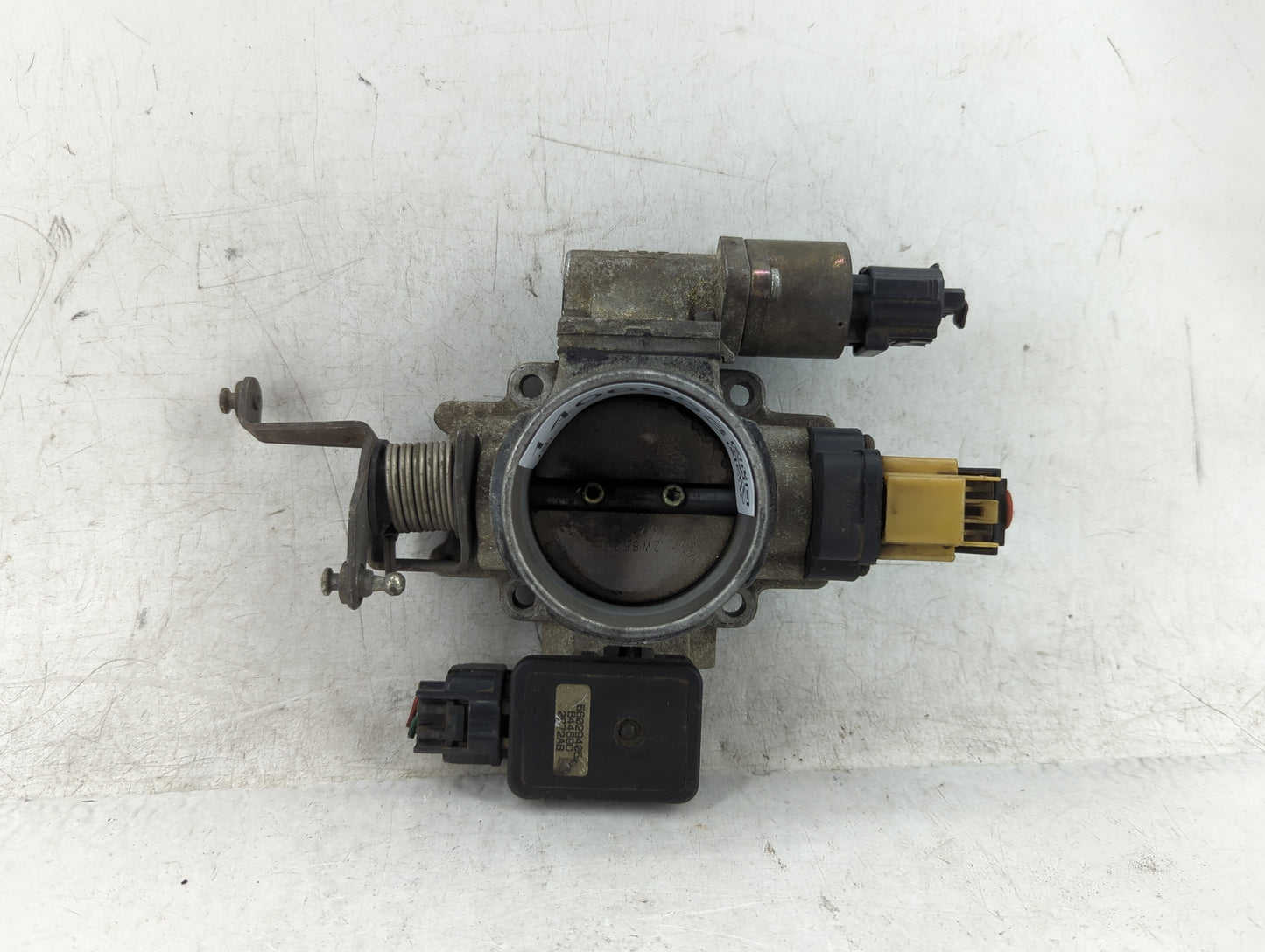 2002-2004 Jeep Grand Cherokee Throttle Body P/N:53013290AA 56029405 Fits Fits 2002 2003 2004 OEM Used Auto Parts - Oemusedau