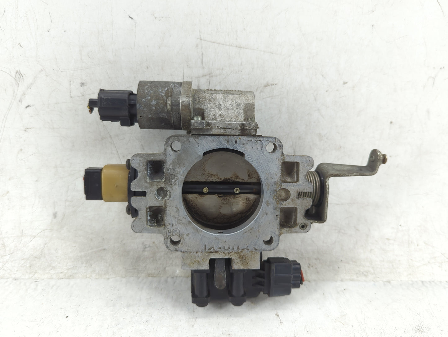 2002-2004 Jeep Grand Cherokee Throttle Body P/N:53013290AA 56029405 Fits Fits 2002 2003 2004 OEM Used Auto Parts - Oemusedau