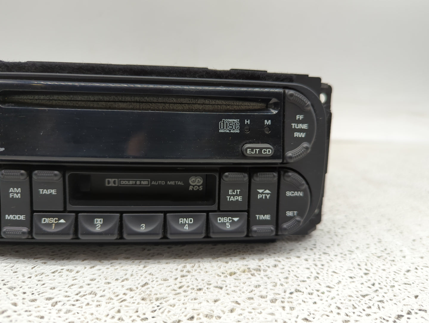 2002-2004 Jeep Grand Cherokee Radio AM FM Cd Player Receiver Replacement P/N:P05064125AD Fits Fits 2002 2003 2004 2005 2006 