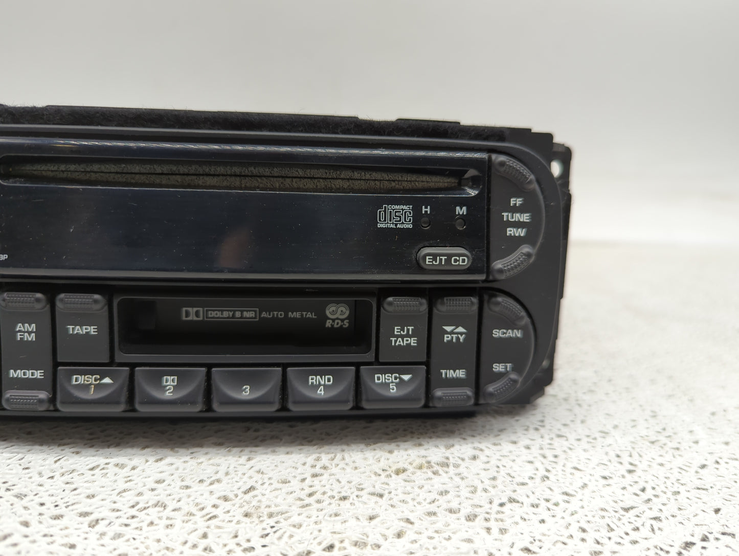 2002-2004 Jeep Grand Cherokee Radio AM FM Cd Player Receiver Replacement P/N:P05064125AD Fits Fits 2002 2003 2004 2005 2006 