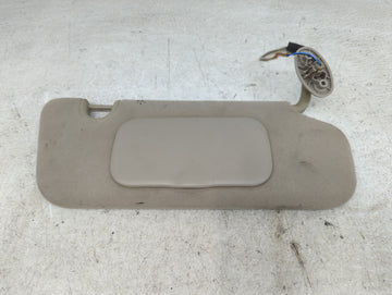 2002-2003 Jeep Liberty Sun Visor Shade Replacement Passenger Right Mirror Fits Fits 2002 2003 OEM Used Auto Parts
