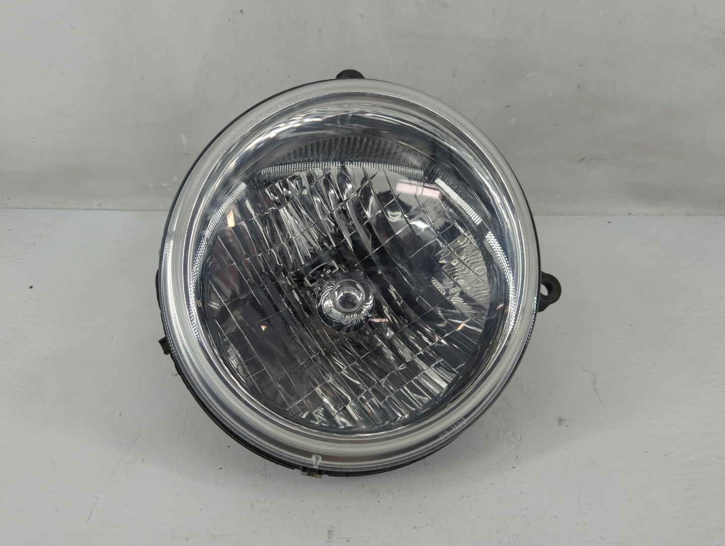 2002-2004 Jeep Liberty Driver Left Oem Head Light Headlight Lamp - Oemusedautoparts1.com