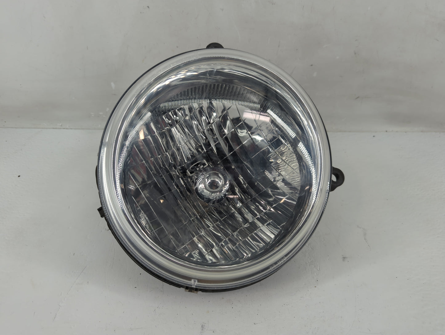 2002-2004 Jeep Liberty Driver Left Oem Head Light Headlight Lamp - Oemusedautoparts1.com