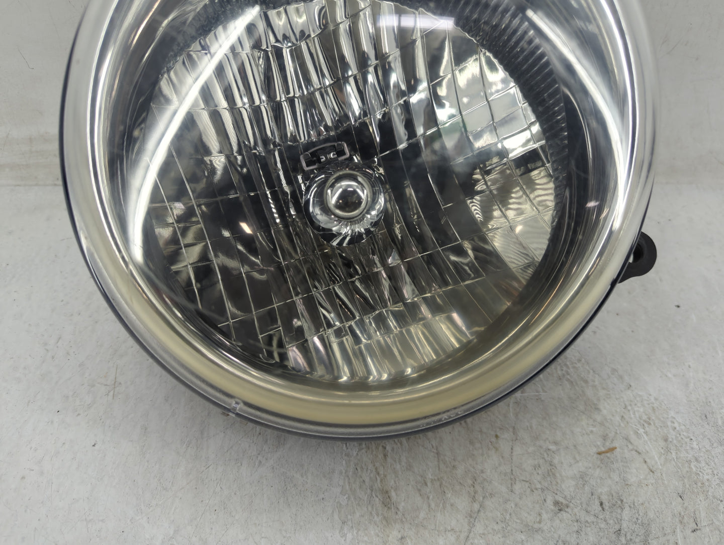 2002-2004 Jeep Liberty Driver Left Oem Head Light Headlight Lamp - Oemusedautoparts1.com