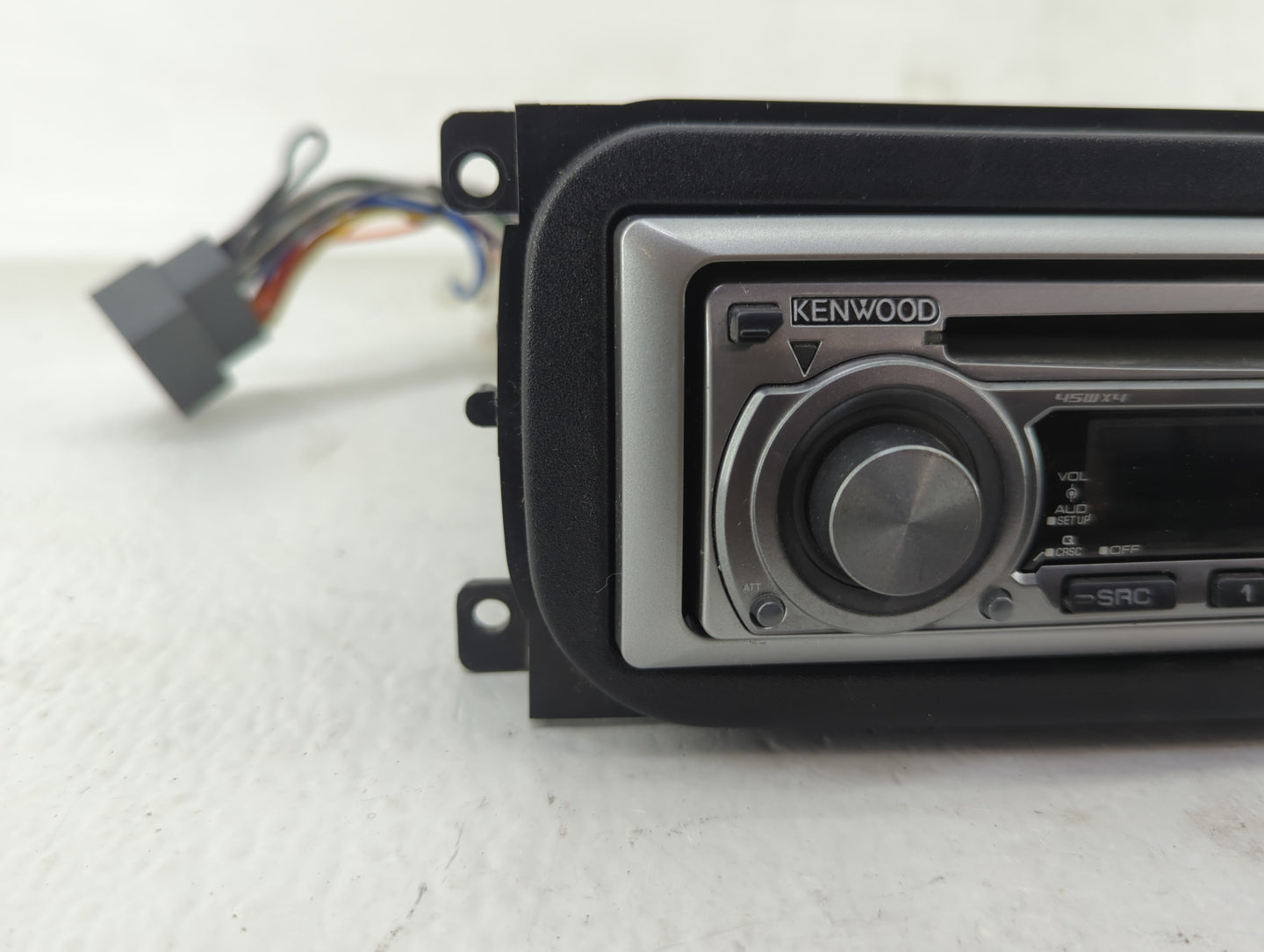 2003 Jeep Liberty Radio AM FM Cd Player Receiver Replacement Fits OEM Used Auto Parts - Oemusedautoparts1.com