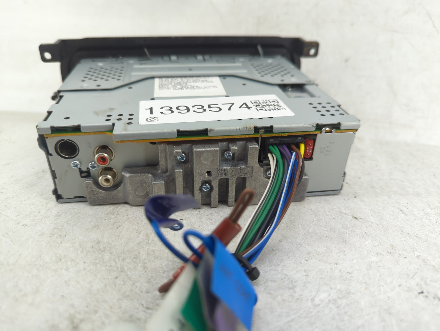 2003 Jeep Liberty Radio AM FM Cd Player Receiver Replacement Fits OEM Used Auto Parts - Oemusedautoparts1.com