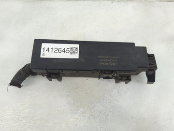 2002-2004 Jeep Liberty Fusebox Fuse Box Panel Relay Module P/N:56009950AR Fits Fits 2002 2003 2004 OEM Used Auto Parts - Oem