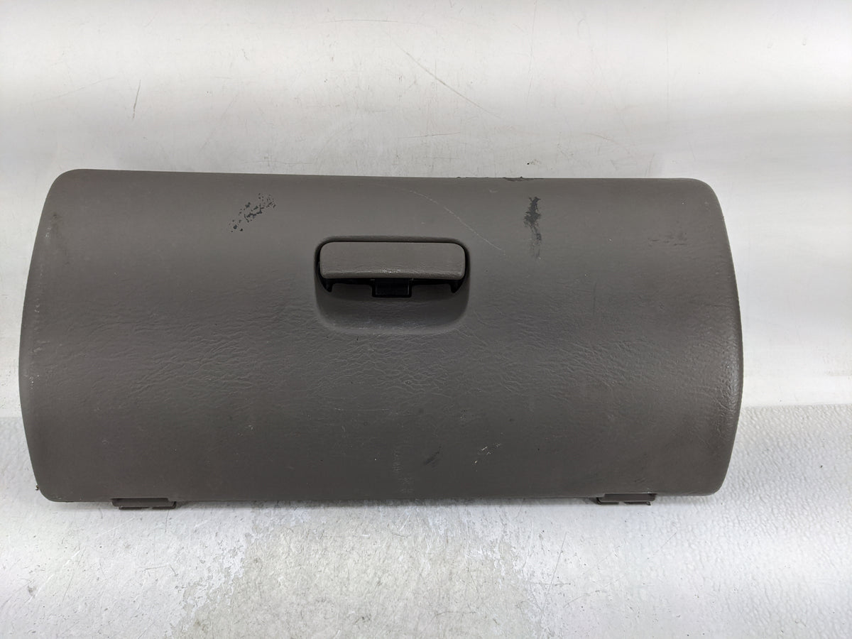 2003 Jeep Liberty Passenger Glove Box Door Storage Compartment - Oemusedautoparts1.com