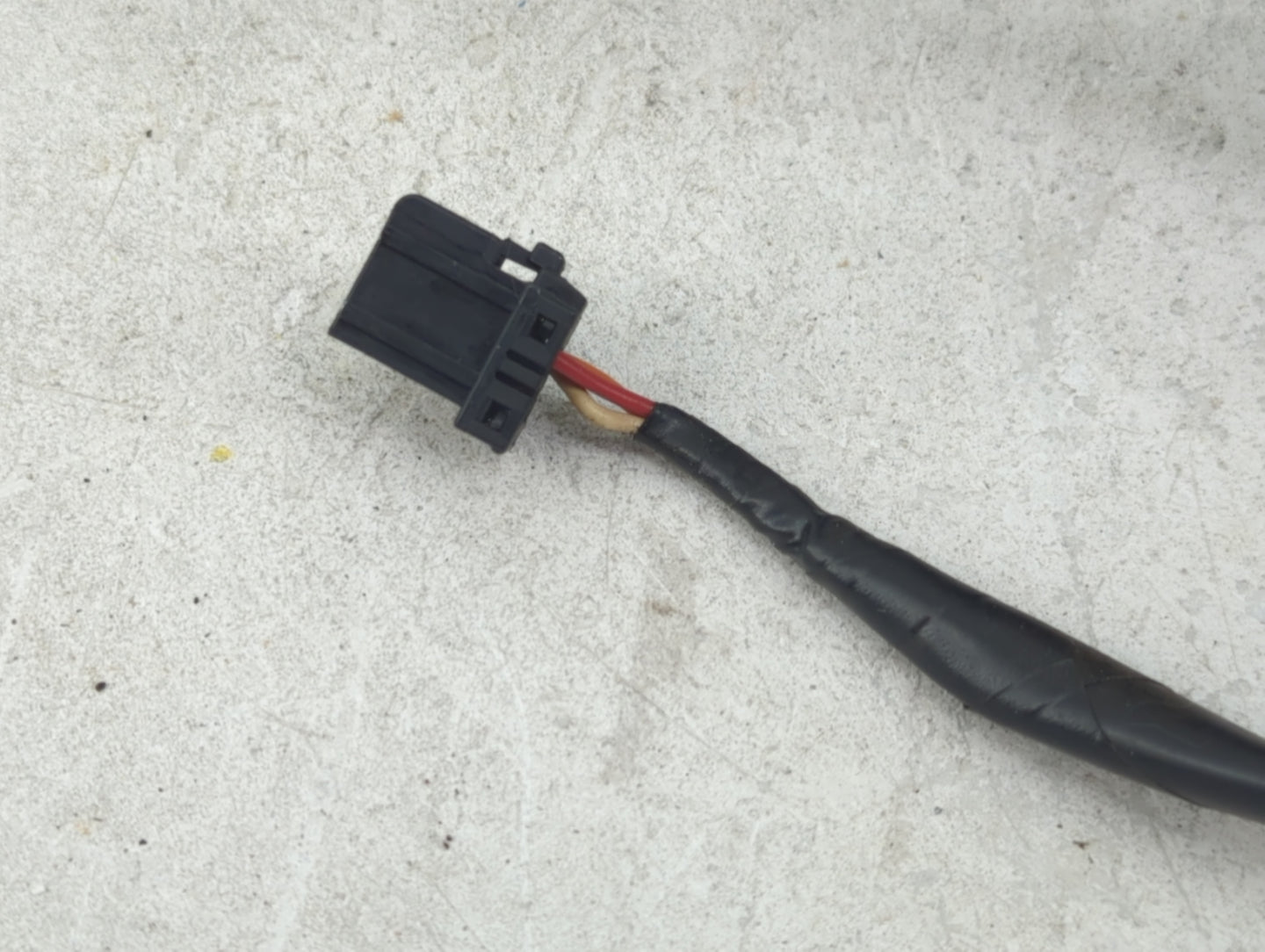 2002-2007 Jeep Liberty Driver Side View Mirror - Left Door Mirror OEM Used - Oemusedautoparts1.com