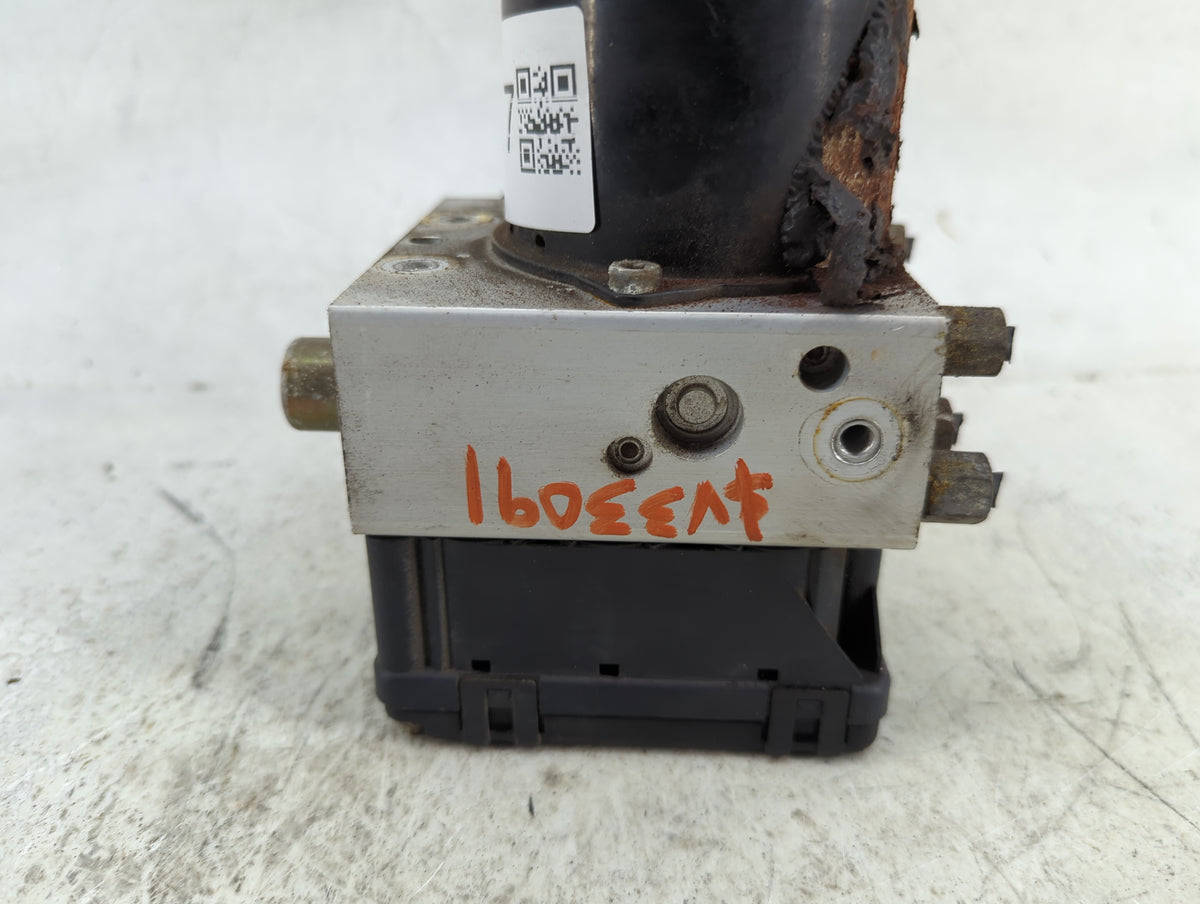 2003-2004 Jeep Liberty Anti-Lock Brake ABS Pump Module Actuator OEM P/N:P55366241AK 25094602693, 56044240AA Fits Fits 2003 2